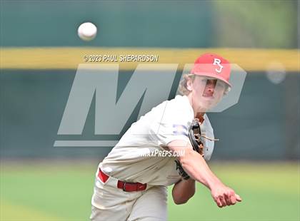 Thumbnail 3 in Regis Jesuit vs. Mountain Vista (CHSAA 5A State - 2nd Round) photogallery.
