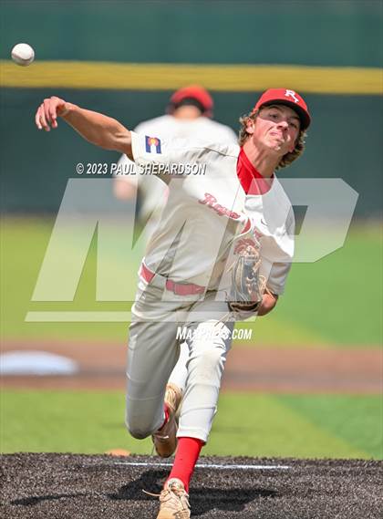 Thumbnail 3 in Regis Jesuit vs. Mountain Vista (CHSAA 5A State - 2nd Round) photogallery.