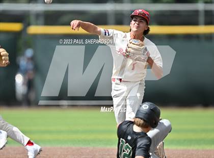 Thumbnail 2 in Regis Jesuit vs. Mountain Vista (CHSAA 5A State - 2nd Round) photogallery.