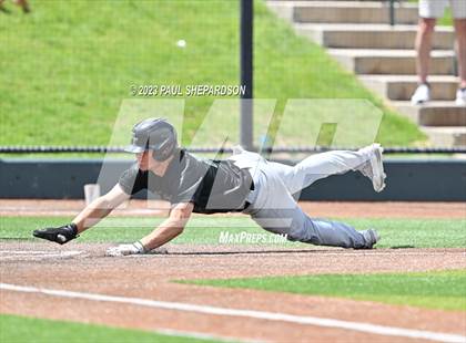 Thumbnail 3 in Regis Jesuit vs. Mountain Vista (CHSAA 5A State - 2nd Round) photogallery.