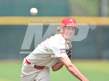 Thumbnail 1 in Regis Jesuit vs. Mountain Vista (CHSAA 5A State - 2nd Round) photogallery.