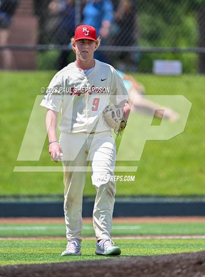 Thumbnail 3 in Regis Jesuit vs. Mountain Vista (CHSAA 5A State - 2nd Round) photogallery.