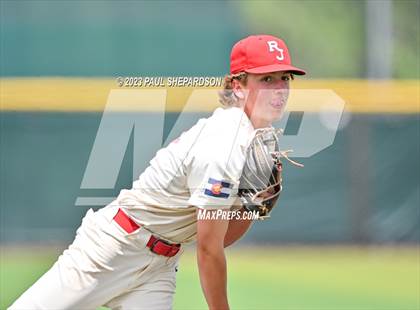 Thumbnail 1 in Regis Jesuit vs. Mountain Vista (CHSAA 5A State - 2nd Round) photogallery.