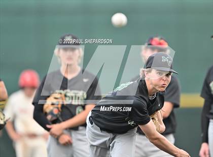 Thumbnail 1 in Regis Jesuit vs. Mountain Vista (CHSAA 5A State - 2nd Round) photogallery.