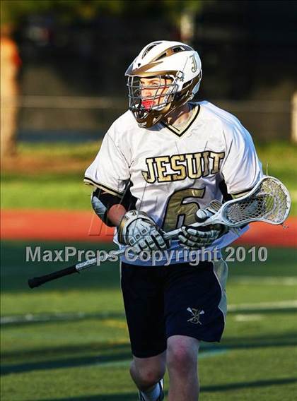 Thumbnail 1 in Alpharetta vs Dallas Jesuit photogallery.