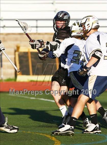 Thumbnail 3 in Alpharetta vs Dallas Jesuit photogallery.