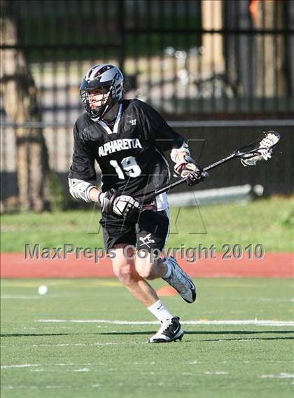 Thumbnail 1 in Alpharetta vs Dallas Jesuit photogallery.