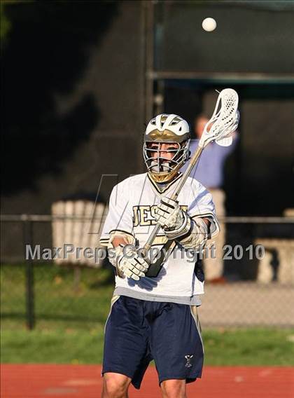 Thumbnail 3 in Alpharetta vs Dallas Jesuit photogallery.