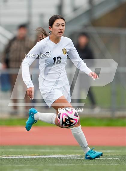 Thumbnail 1 in Elk Grove vs. Rio Americano (River City Raider Cup) photogallery.