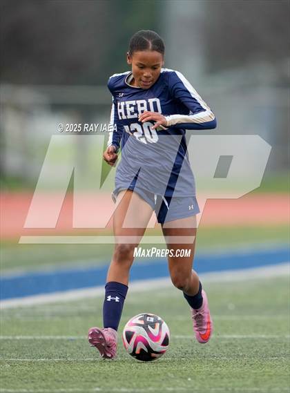 Thumbnail 1 in Elk Grove vs. Rio Americano (River City Raider Cup) photogallery.