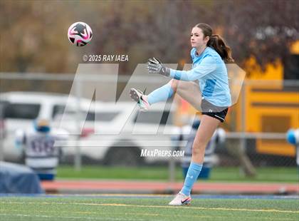 Thumbnail 2 in Elk Grove vs. Rio Americano (River City Raider Cup) photogallery.