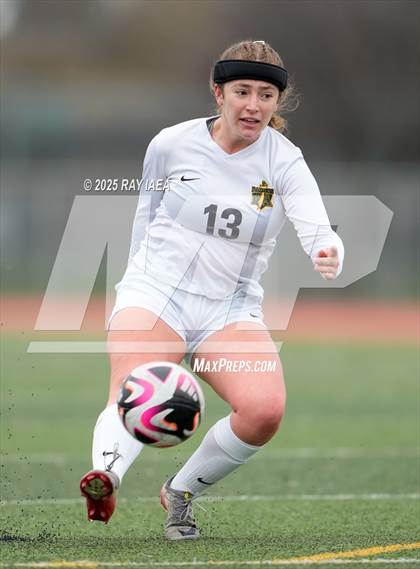 Thumbnail 1 in Elk Grove vs. Rio Americano (River City Raider Cup) photogallery.