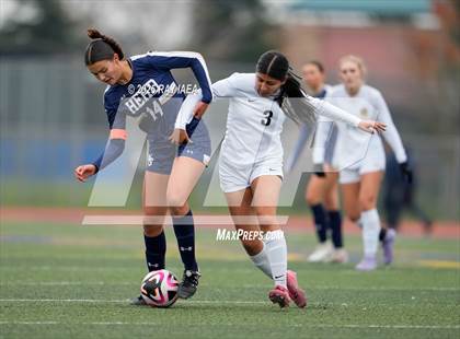 Thumbnail 1 in Elk Grove vs. Rio Americano (River City Raider Cup) photogallery.