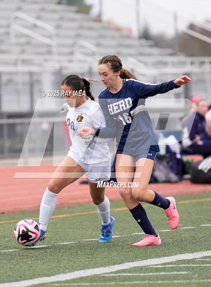 Thumbnail 3 in Elk Grove vs. Rio Americano (River City Raider Cup) photogallery.