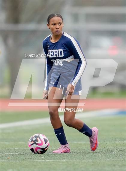 Thumbnail 1 in Elk Grove vs. Rio Americano (River City Raider Cup) photogallery.