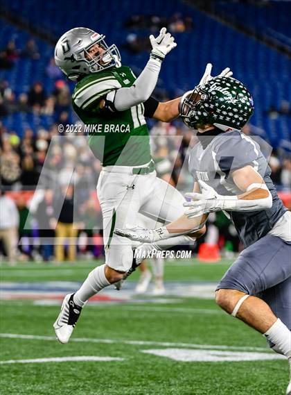 Thumbnail 3 in Grafton vs Duxbury (MIAA Division 4 Final) photogallery.