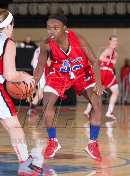Thumbnail 1 in Ocean City vs. Neshaminy (Wildwood Boardwalk Classic) photogallery.