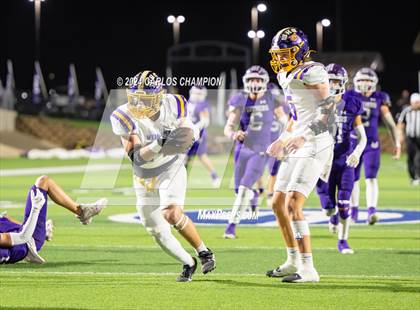 Thumbnail 3 in Weimar @ Mason (UIL Football 2A Division 1 Region 4 Area) photogallery.