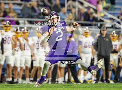Thumbnail 2 in Weimar @ Mason (UIL Football 2A Division 1 Region 4 Area) photogallery.