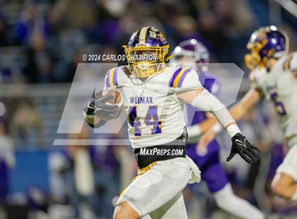 Thumbnail 1 in Weimar @ Mason (UIL Football 2A Division 1 Region 4 Area) photogallery.