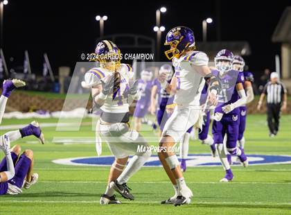 Thumbnail 2 in Weimar @ Mason (UIL Football 2A Division 1 Region 4 Area) photogallery.