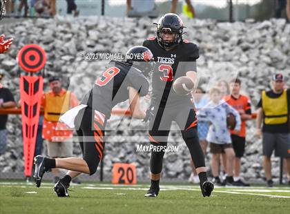 Thumbnail 1 in East Central @ Lawrenceburg photogallery.