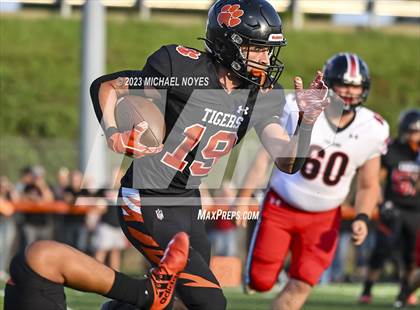 Thumbnail 2 in East Central @ Lawrenceburg photogallery.