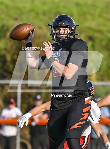 Thumbnail 1 in East Central @ Lawrenceburg photogallery.