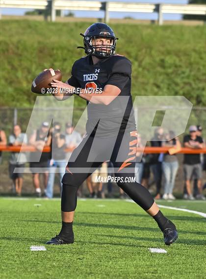 Thumbnail 2 in East Central @ Lawrenceburg photogallery.