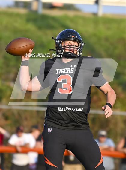 Thumbnail 2 in East Central @ Lawrenceburg photogallery.