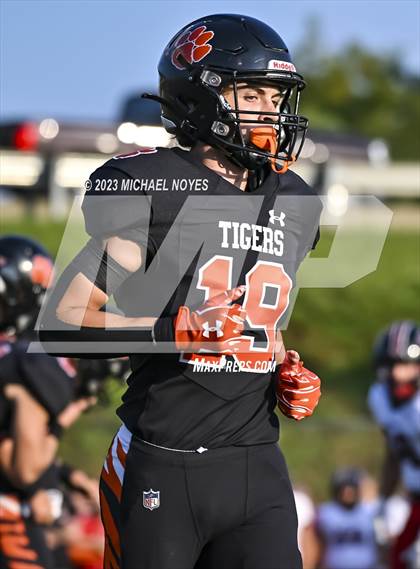 Thumbnail 3 in East Central @ Lawrenceburg photogallery.