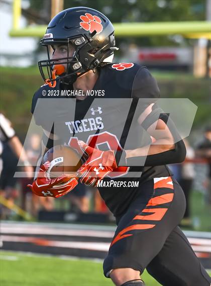 Thumbnail 1 in East Central @ Lawrenceburg photogallery.