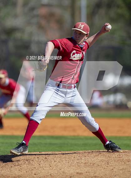 Thumbnail 2 in Vandebilt Catholic vs. Brother Martin (Catholic High School) photogallery.