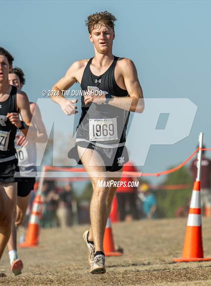 Thumbnail 2 in UIL 6A Boys Cross Country District 25 Finals photogallery.