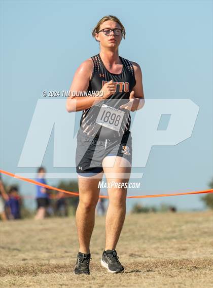 Thumbnail 1 in UIL 6A Boys Cross Country District 25 Finals photogallery.