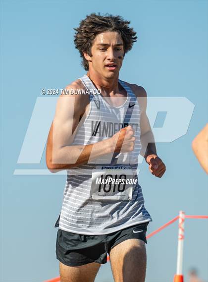 Thumbnail 3 in UIL 6A Boys Cross Country District 25 Finals photogallery.