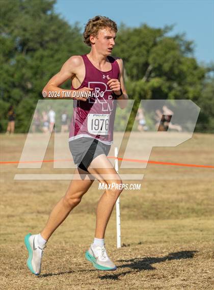 Thumbnail 2 in UIL 6A Boys Cross Country District 25 Finals photogallery.