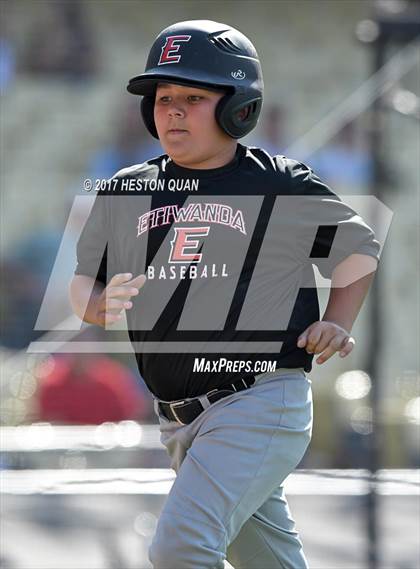 Thumbnail 1 in Etiwanda vs Palm Desert (CIF-SS D2 Final) photogallery.