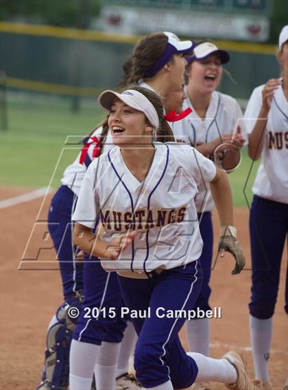 Thumbnail 2 in Cactus vs Sunrise Mountain (AIA D2 Round 4 Playoff) photogallery.