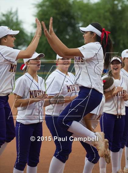 Thumbnail 1 in Cactus vs Sunrise Mountain (AIA D2 Round 4 Playoff) photogallery.