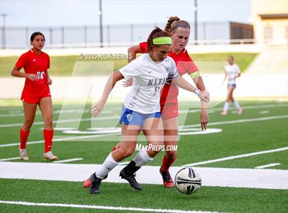 Thumbnail 3 in Klein vs The Woodlands (UIL6A Region 2 Area Playoff) photogallery.