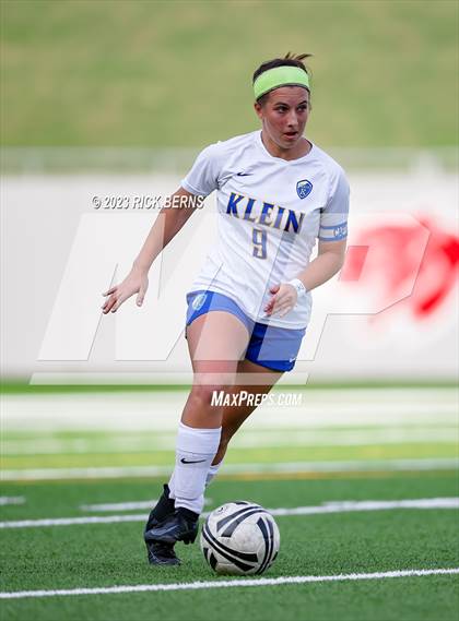 Thumbnail 2 in Klein vs The Woodlands (UIL6A Region 2 Area Playoff) photogallery.