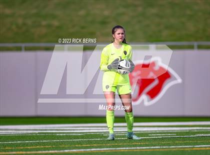 Thumbnail 1 in Klein vs The Woodlands (UIL6A Region 2 Area Playoff) photogallery.