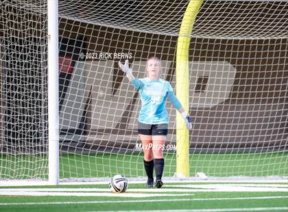 Thumbnail 1 in Klein vs The Woodlands (UIL6A Region 2 Area Playoff) photogallery.
