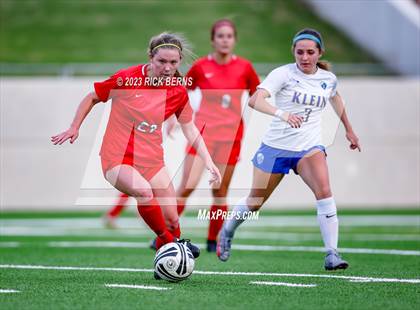 Thumbnail 3 in Klein vs The Woodlands (UIL6A Region 2 Area Playoff) photogallery.