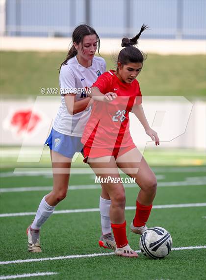 Thumbnail 3 in Klein vs The Woodlands (UIL6A Region 2 Area Playoff) photogallery.