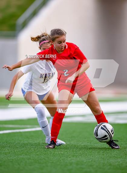 Thumbnail 1 in Klein vs The Woodlands (UIL6A Region 2 Area Playoff) photogallery.