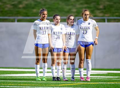 Thumbnail 1 in Klein vs The Woodlands (UIL6A Region 2 Area Playoff) photogallery.
