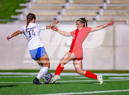Thumbnail 1 in Klein vs The Woodlands (UIL6A Region 2 Area Playoff) photogallery.