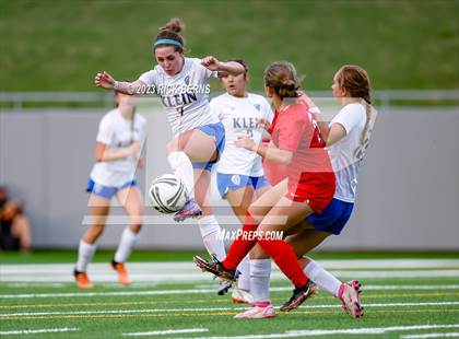 Thumbnail 3 in Klein vs The Woodlands (UIL6A Region 2 Area Playoff) photogallery.